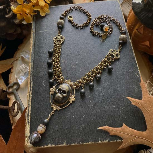 THE VISIONARY OF DARKNESS Statement Necklace