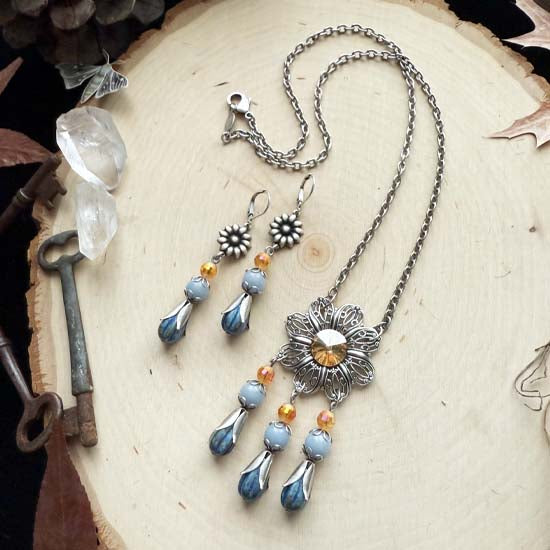 WINTER GARDEN Necklace and Earring Set