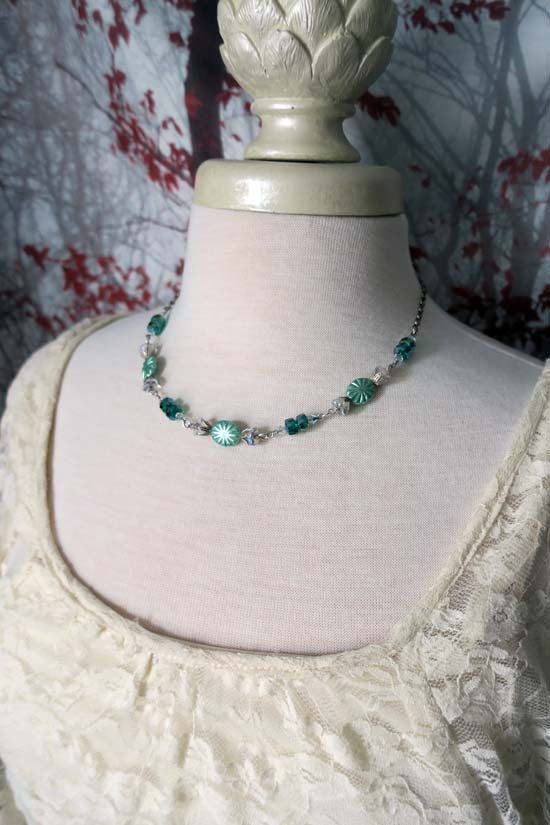 Old Fashioned Christmas Candy - Wintergreen - Necklace