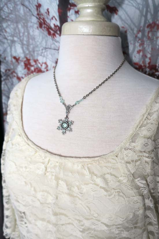 Flurries Collection - Winter Mint Necklace