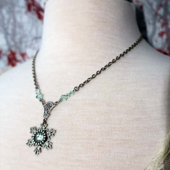 Flurries Collection - Winter Mint Necklace