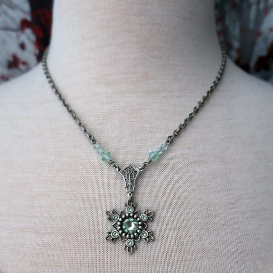 Flurries Collection - Winter Mint Necklace