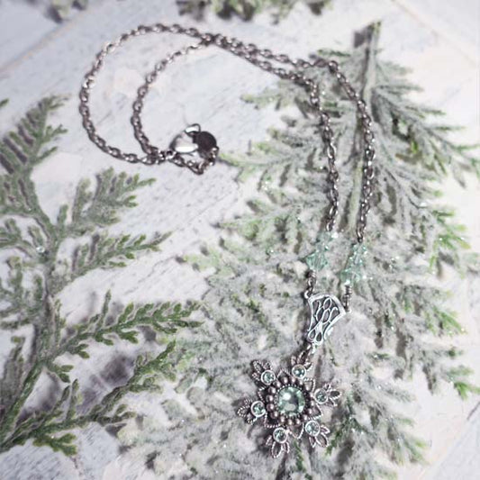 Flurries Collection - Winter Mint Necklace